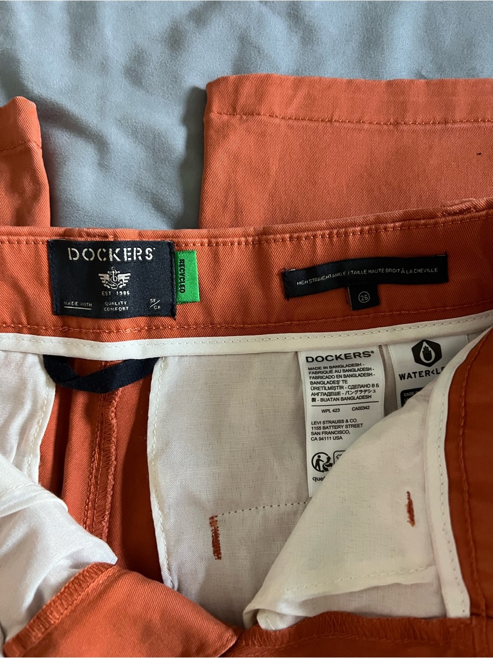 Dockers Women’s High Rise Wide Leg Chino - Picture 4 of 4